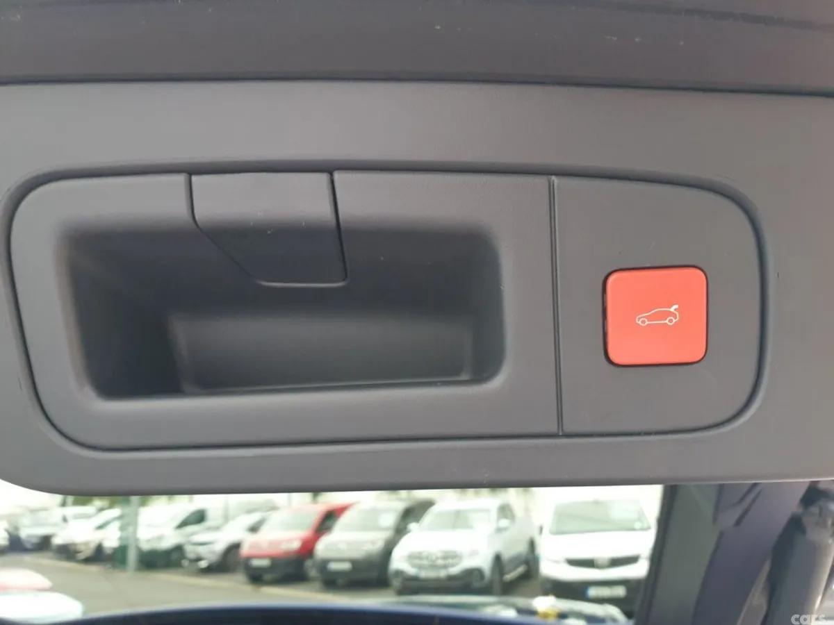 Citroen C5 X Hatchback, Petrol Plug-in Hybrid, 2024, Blue