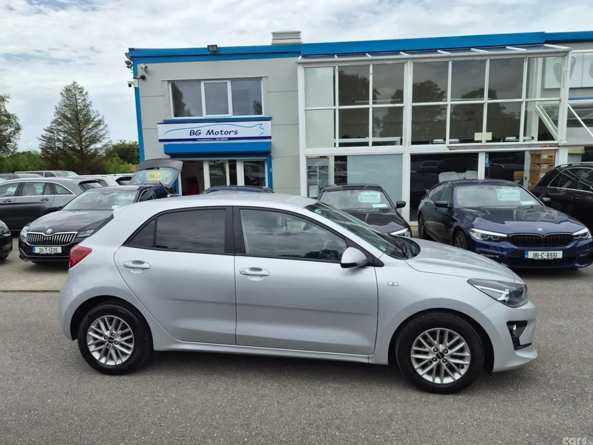 Kia Rio Hatchback, Petrol, 2023, Grey