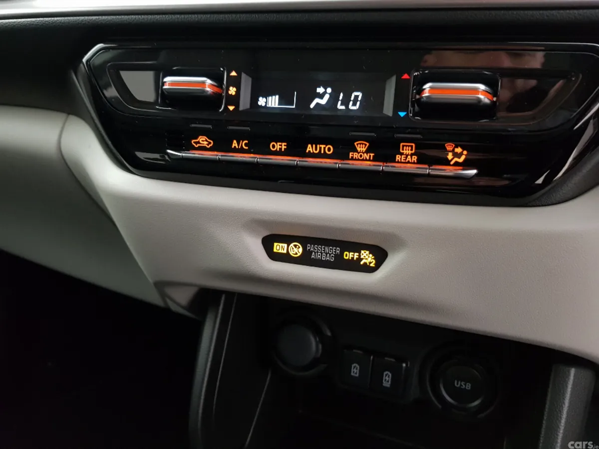 Suzuki Swift Hatchback, Petrol Hybrid, 2027, Red