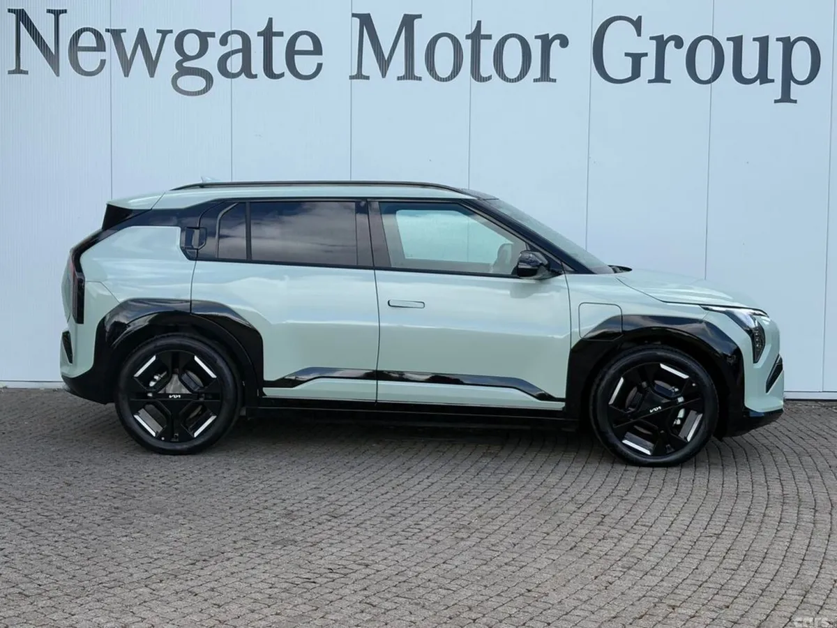 Kia EV3 Hatchback, Electric, 2027, Green