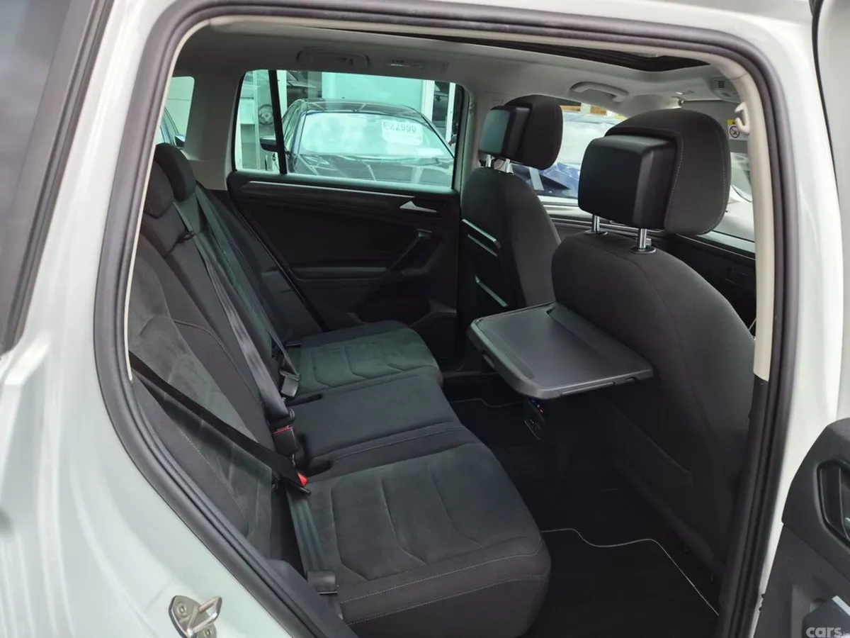 Volkswagen Tiguan Estate, Diesel, 2019, White