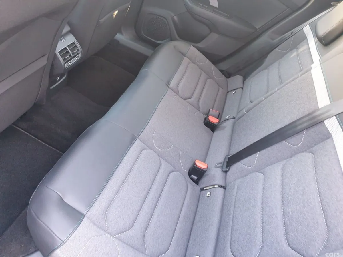 Citroen C4 Hatchback, Petrol, 2024, Grey