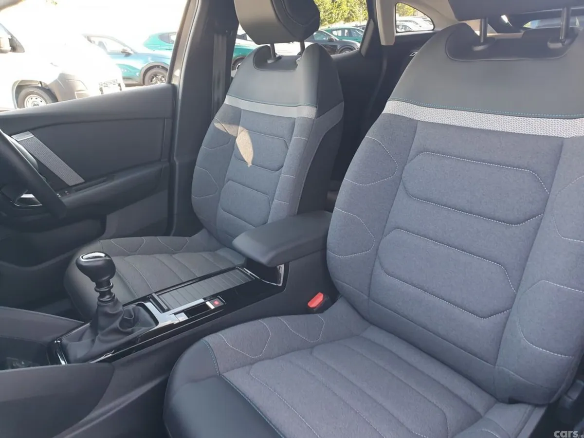 Citroen C4 Hatchback, Petrol, 2024, Grey