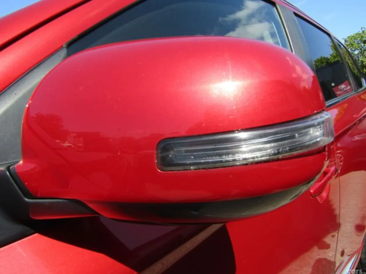 Mitsubishi Outlander Estate, Petrol Plug-in Hybrid, 2017, Red