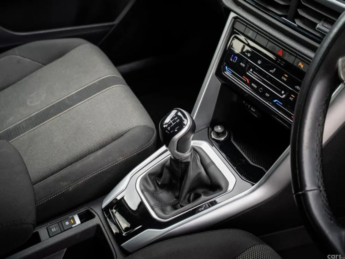 Volkswagen T-Roc Estate, Petrol, 2023, Grey