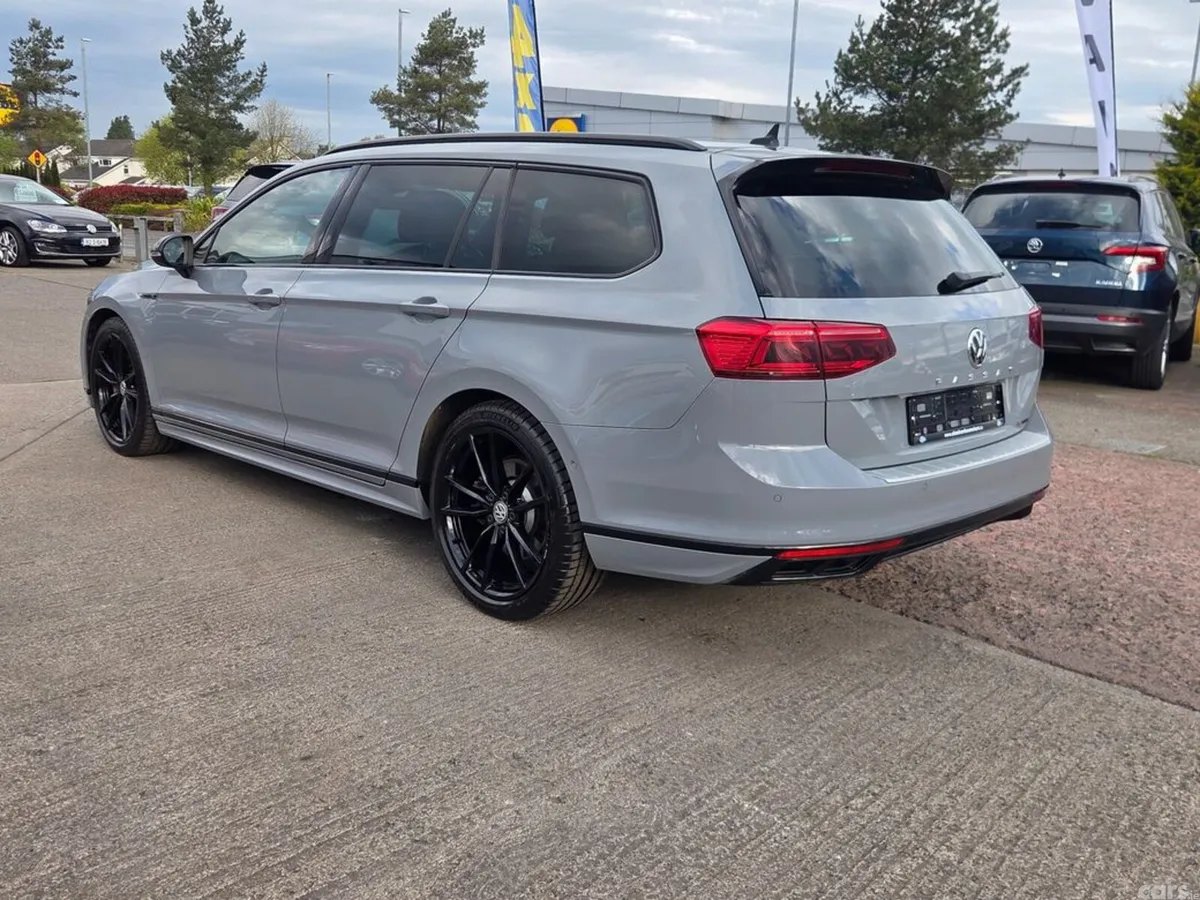 Volkswagen Passat Estate, Diesel, 2020, Grey
