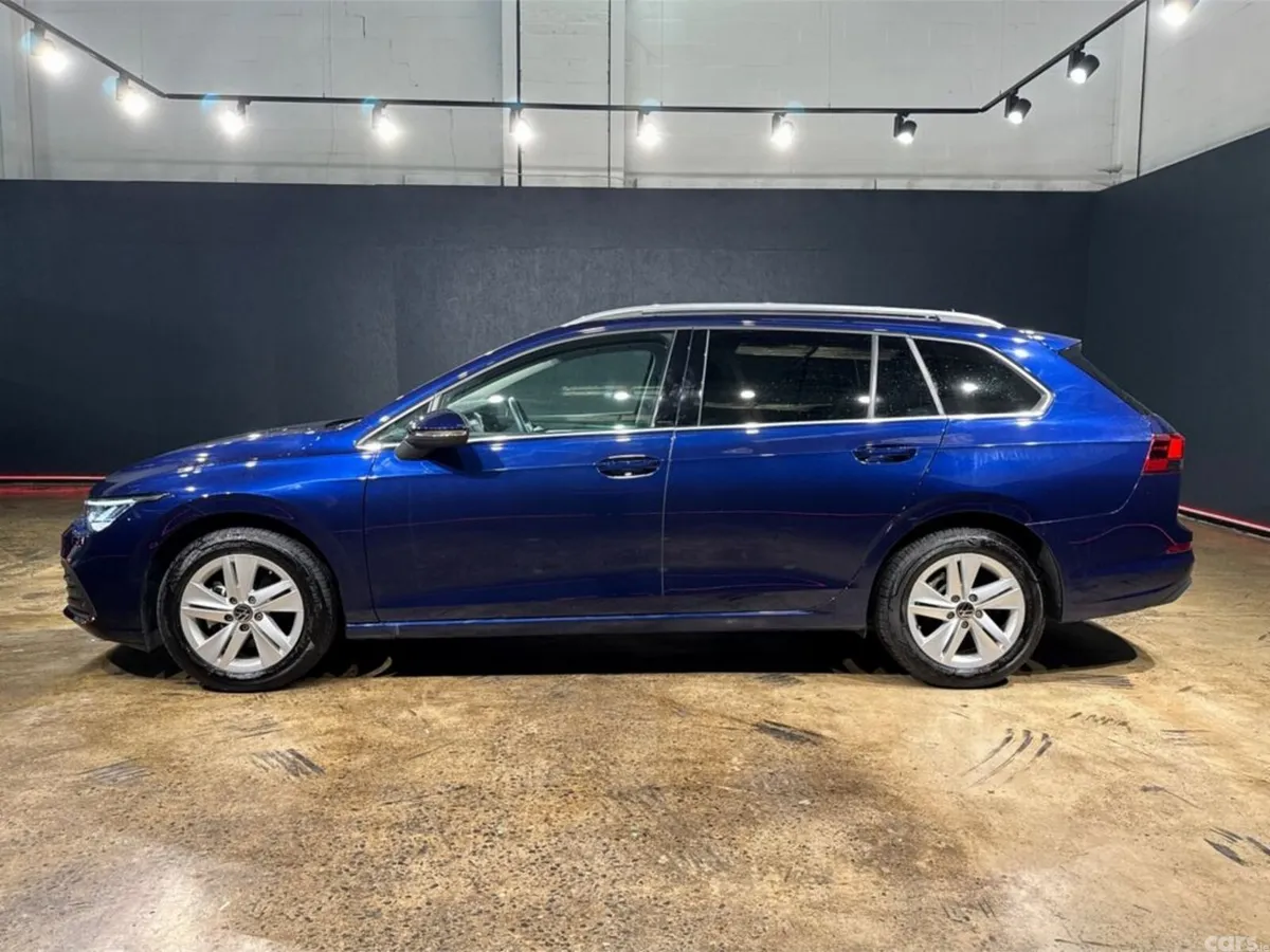 Volkswagen Golf Estate, Petrol Hybrid, 2023, Blue