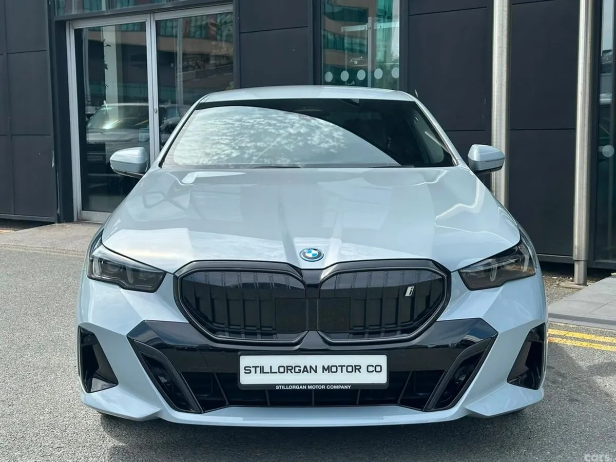 BMW i5 Saloon, Electric, 2026, Grey