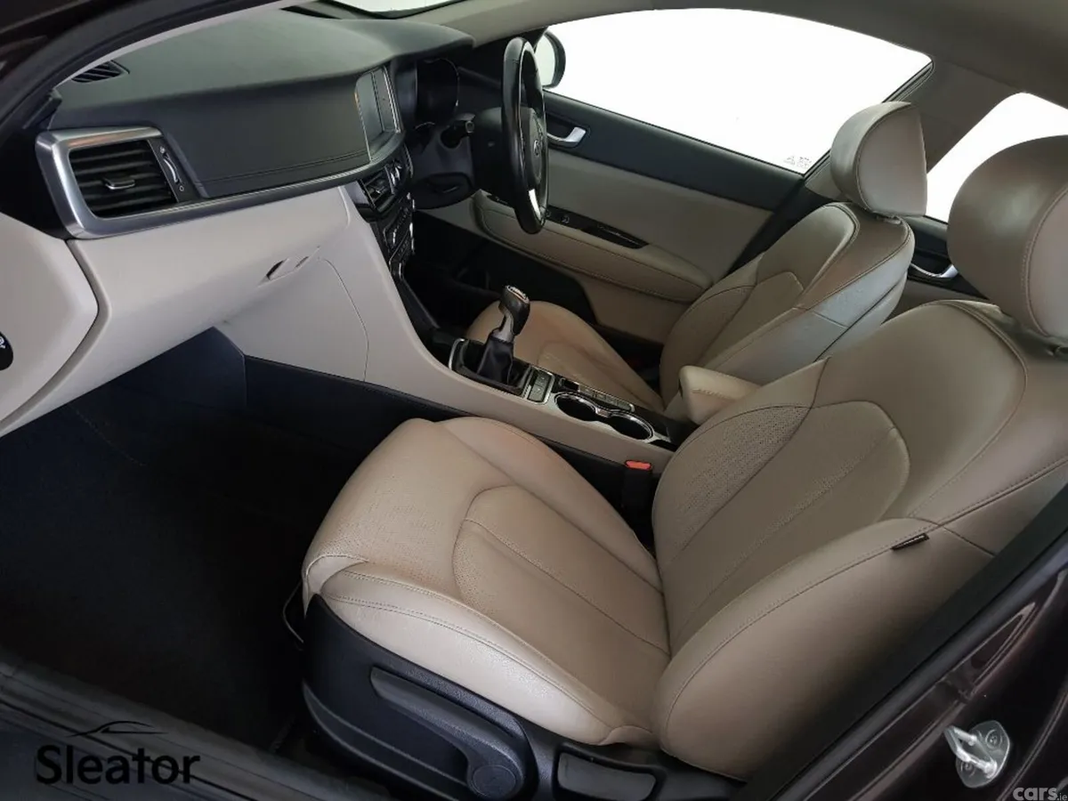 Kia Optima Saloon, Diesel, 2017, Brown