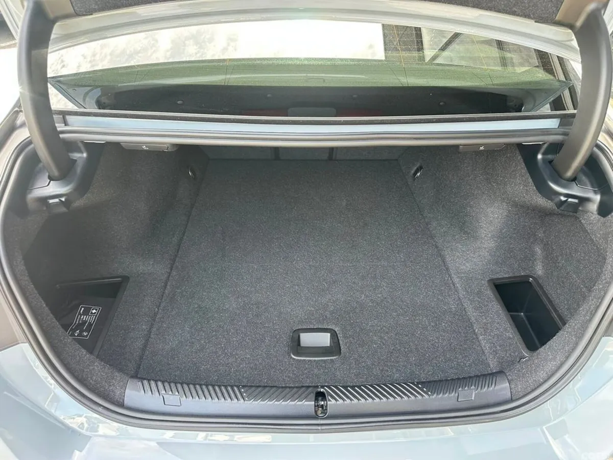 BMW i5 Saloon, Electric, 2026, Grey