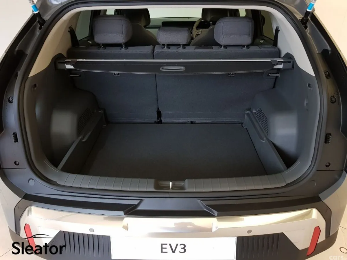 Kia EV3 Hatchback, Electric, 2026, Green