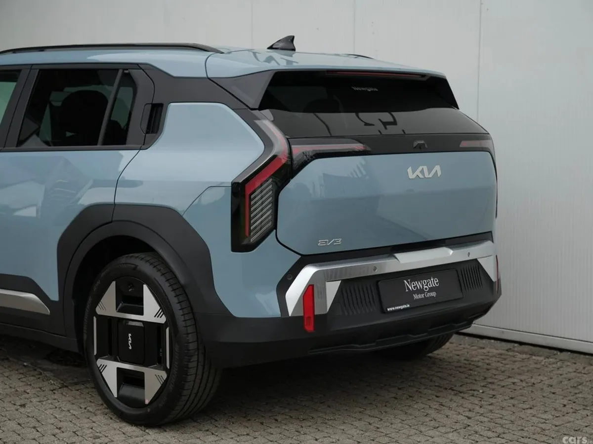 Kia EV3 Hatchback, Electric, 2027, Blue