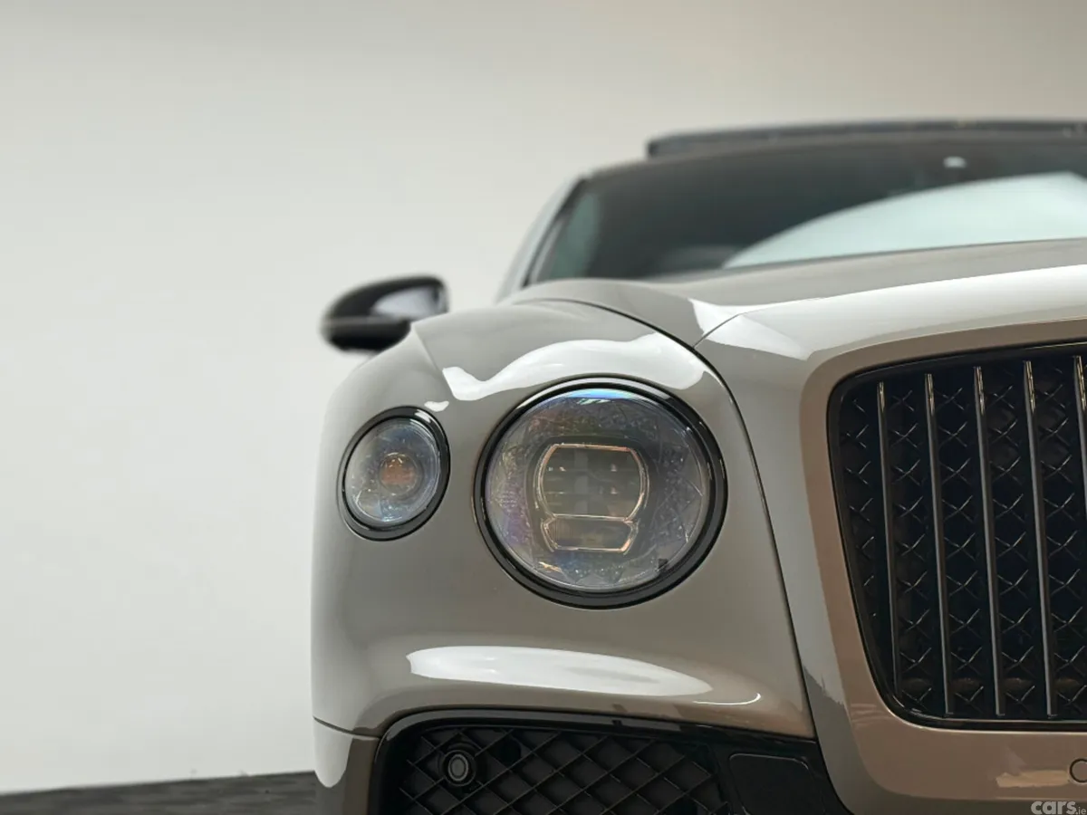 Bentley Flying Spur Saloon, Petrol Plug-in Hybrid, 2023, Grey