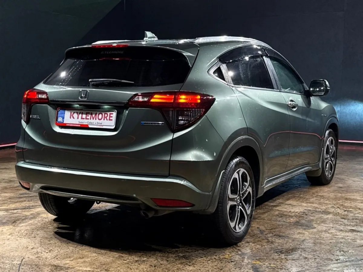 Honda Vezel SUV, Petrol Hybrid, 2020, Green