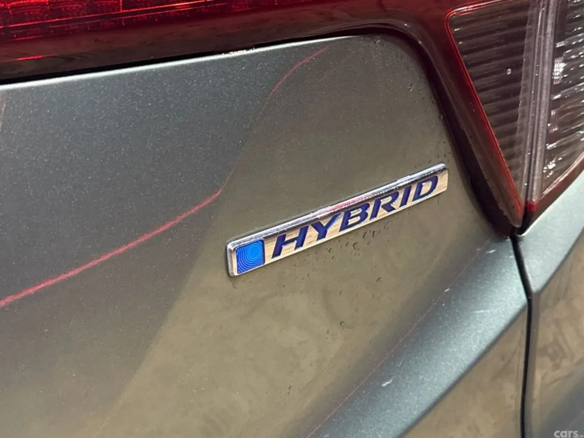 Honda Vezel SUV, Petrol Hybrid, 2020, Green