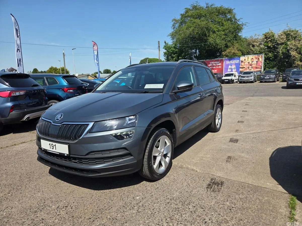 Skoda Karoq Estate, Diesel, 2019, Grey