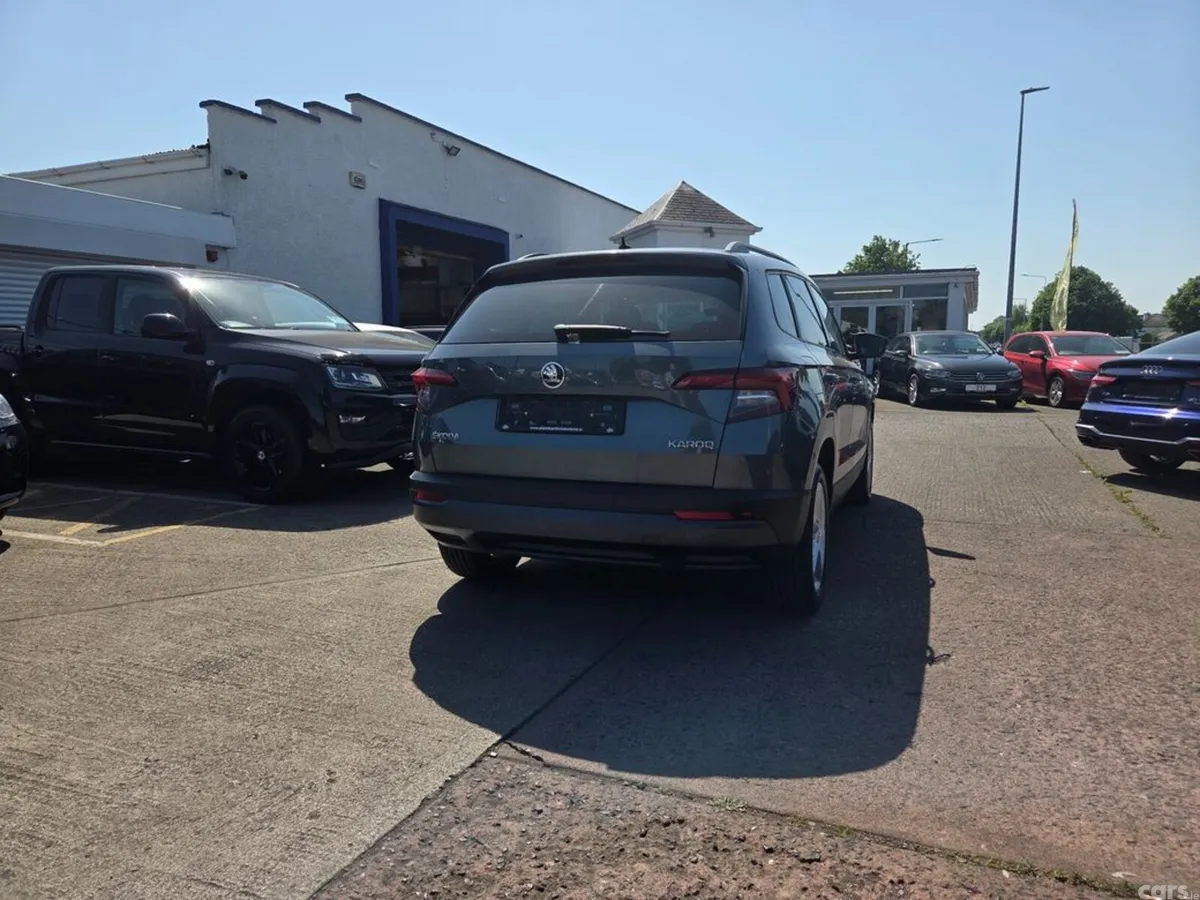 Skoda Karoq Estate, Diesel, 2019, Grey