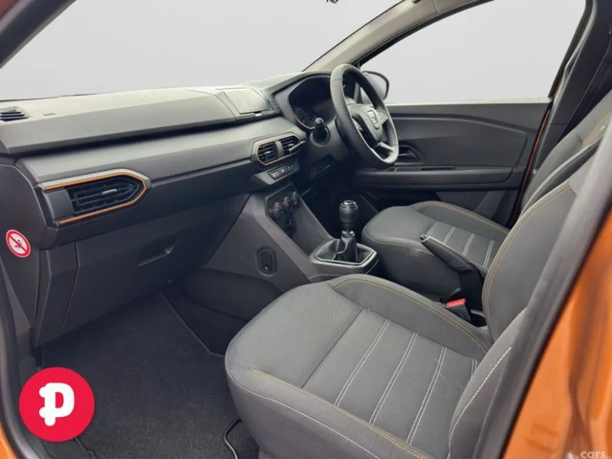 Dacia Sandero MPV, Petrol, 2022, Orange