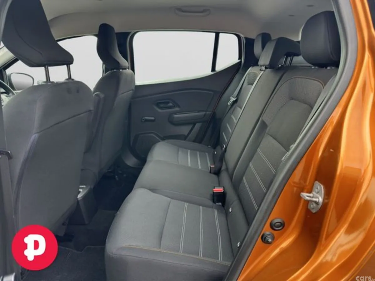 Dacia Sandero MPV, Petrol, 2022, Orange