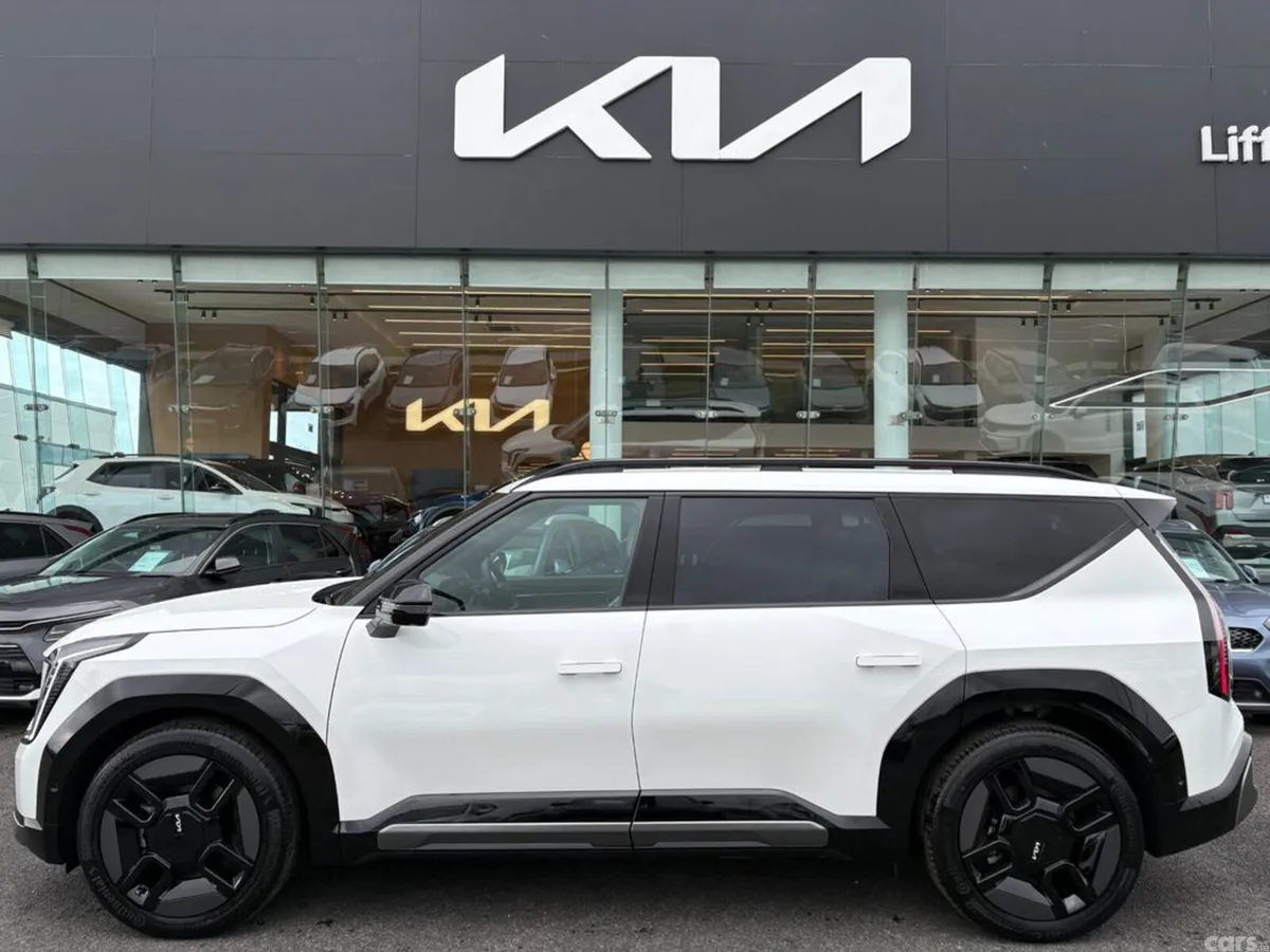 Kia EV9 SUV, Electric, 2027, White