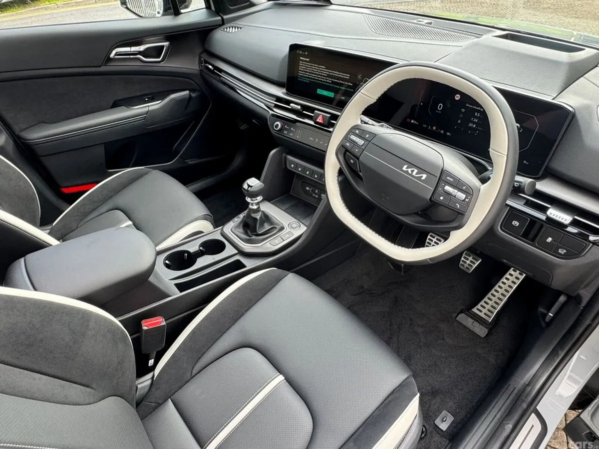 Kia Sportage SUV, Diesel, 2027, Grey