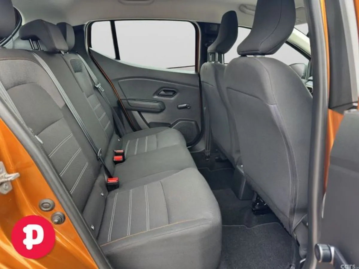 Dacia Sandero MPV, Petrol, 2022, Orange