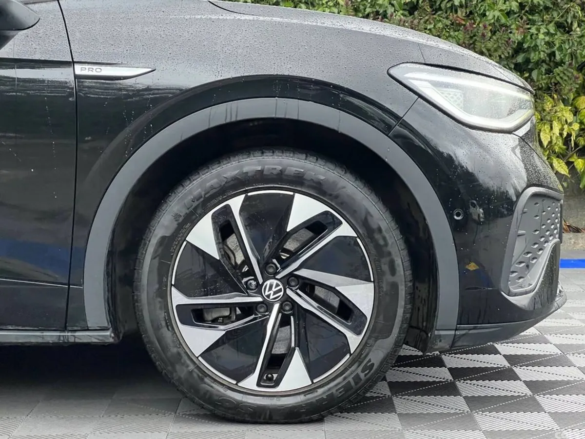 Volkswagen ID.5 SUV, Electric, 2023, Black