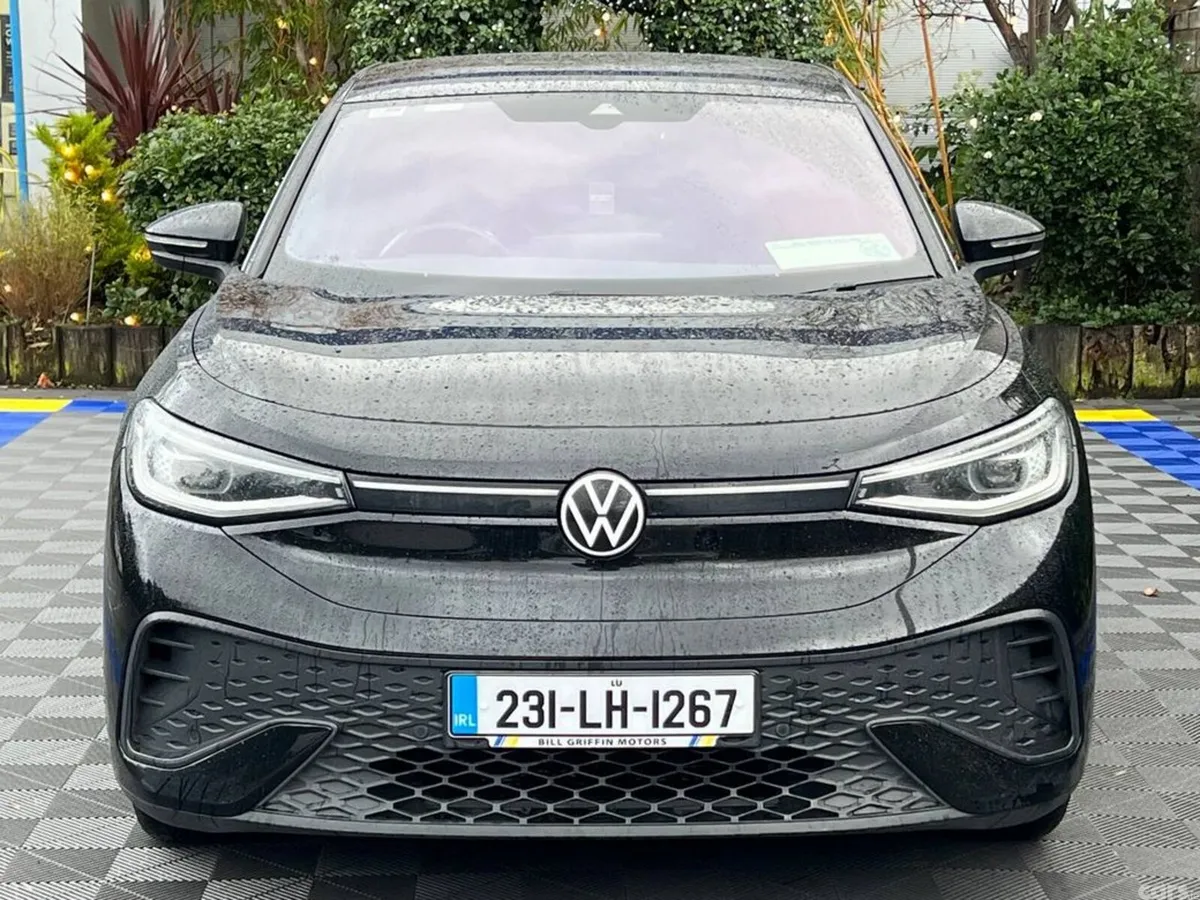 Volkswagen ID.5 SUV, Electric, 2023, Black