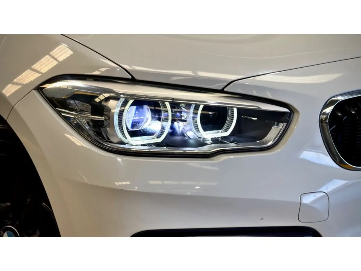 BMW 1-Series Hatchback, Diesel, 2016, White