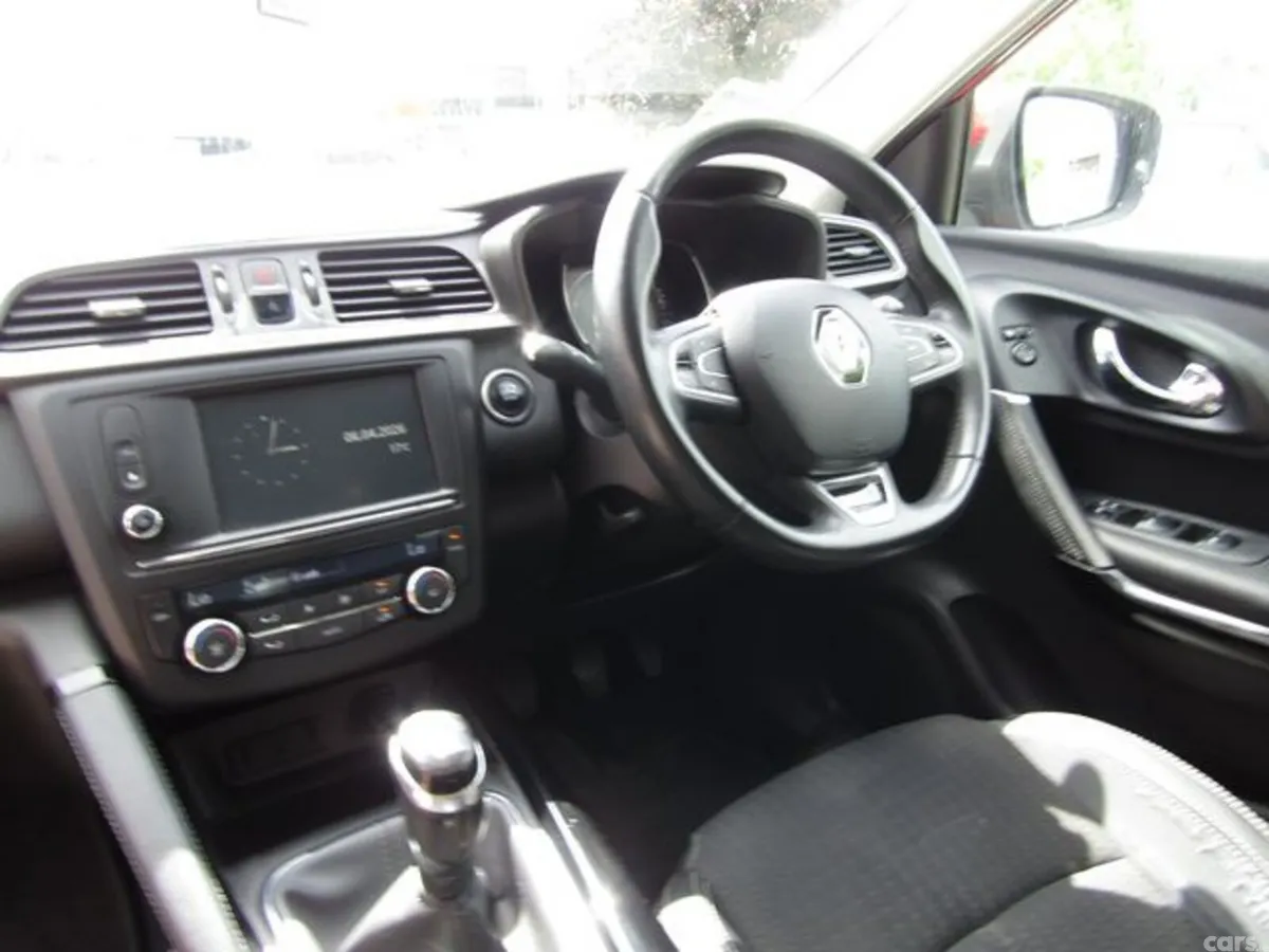Renault Kadjar SUV, Diesel, 2016, Red