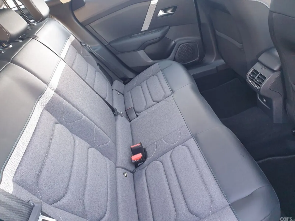 Citroen C4 Hatchback, Petrol, 2025, Grey