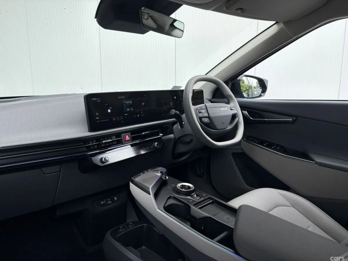 Kia EV6 Hatchback, Electric, 2027, Blue