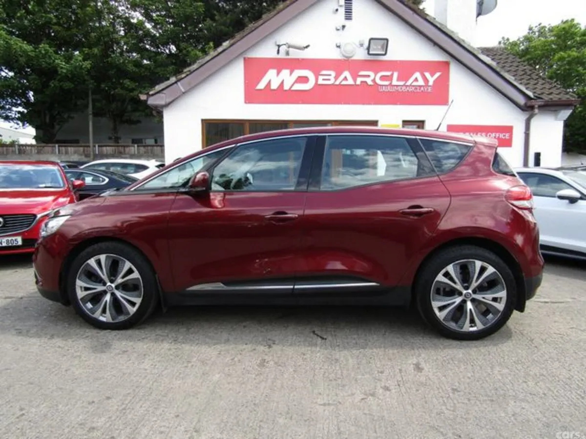 Renault Scenic Hatchback, Diesel, 2018, Red