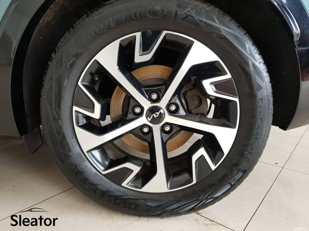 Kia Sportage MPV, Diesel, 2022, Grey
