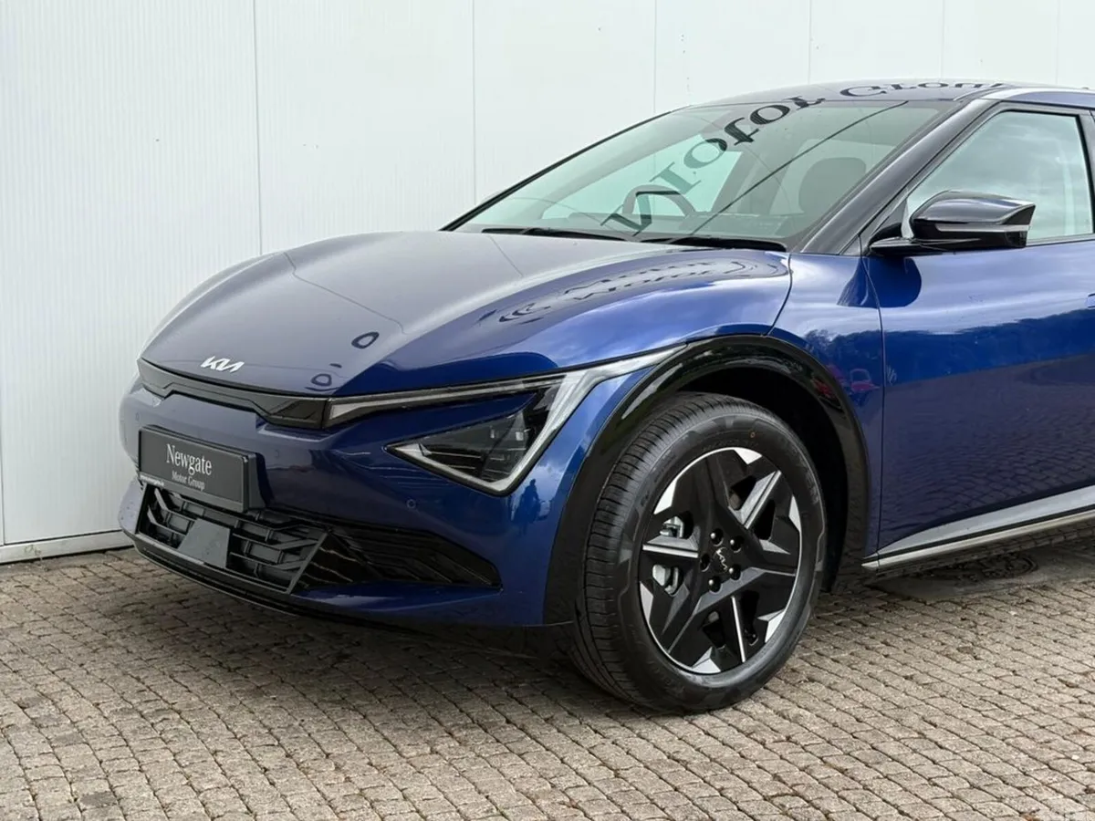Kia EV6 Hatchback, Electric, 2027, Blue