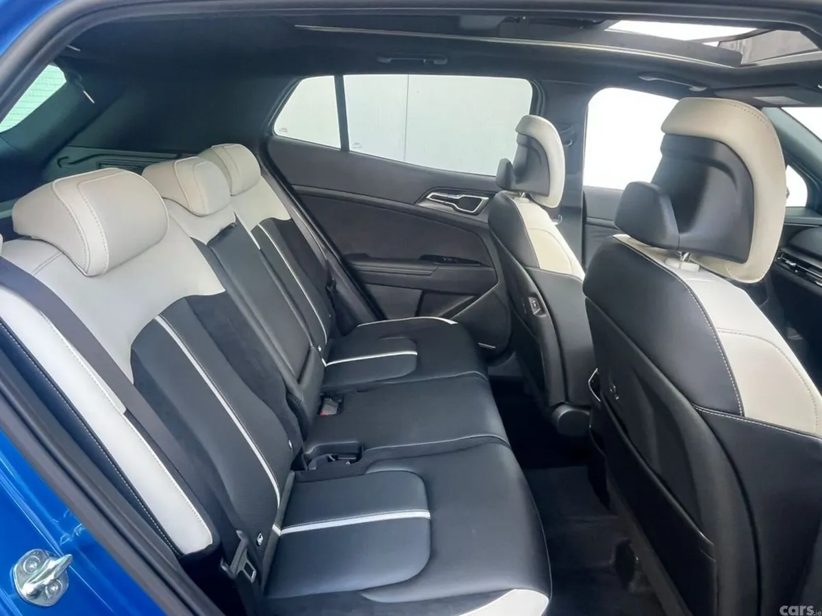 Kia Sportage SUV, Diesel, 2027, Blue