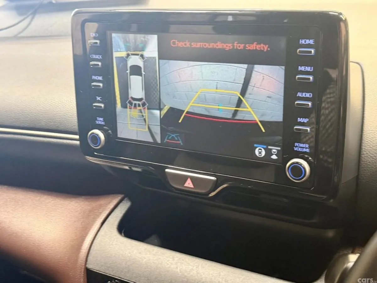 Toyota Yaris Cross SUV, Petrol Hybrid, 2020, Blue
