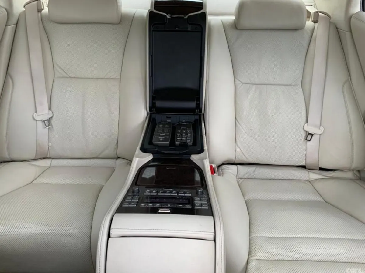 Lexus LS Saloon, Petrol Hybrid, 2008, Grey