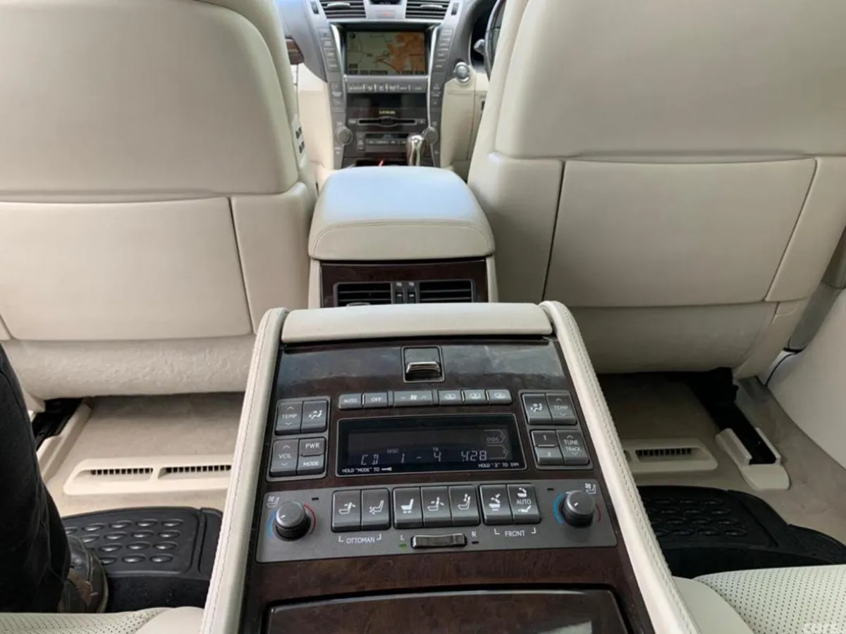 Lexus LS Saloon, Petrol Hybrid, 2008, Grey