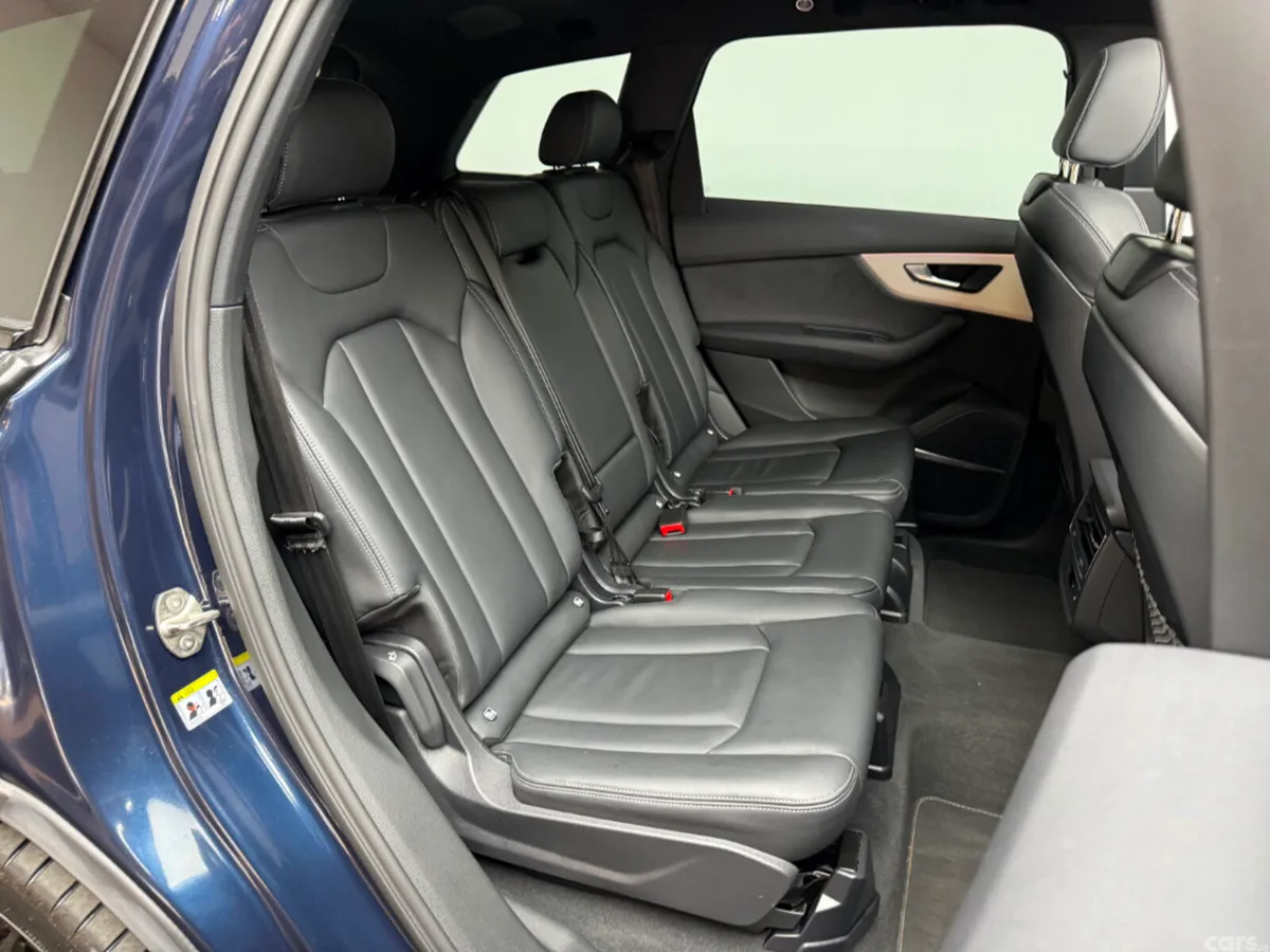 Audi Q7 SUV, Petrol Plug-in Hybrid, 2025, Blue
