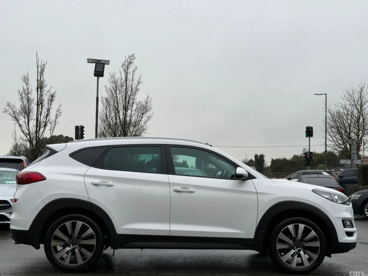 Hyundai Tucson MPV, Diesel, 2019, White