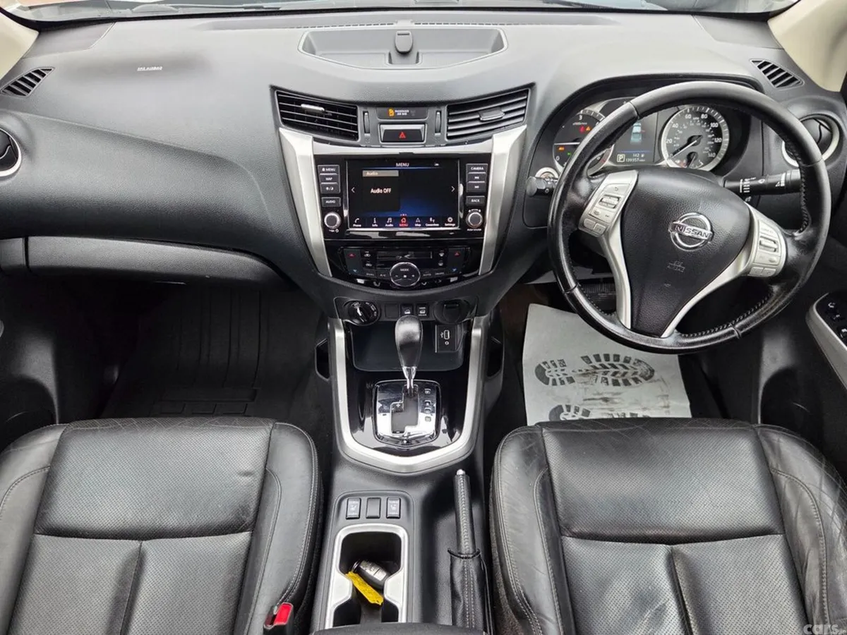 Nissan Navara Pick Up, Diesel, 2020, Silver