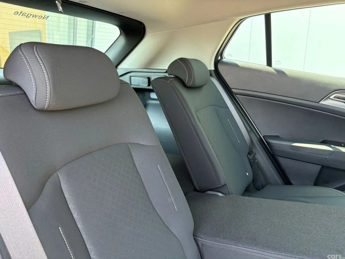 Kia Sportage SUV, Diesel, 2027, White