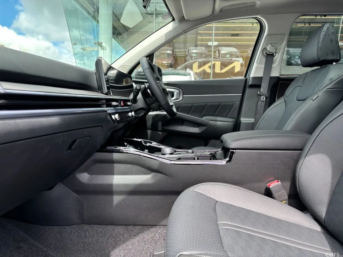 Kia Sorento SUV, Diesel, 2027, Grey