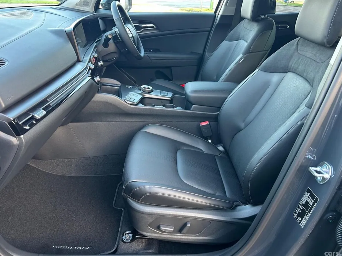 Kia Sportage SUV, Petrol Hybrid, 2027, Black