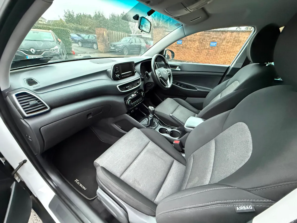 Hyundai Tucson MPV, Diesel, 2019, White