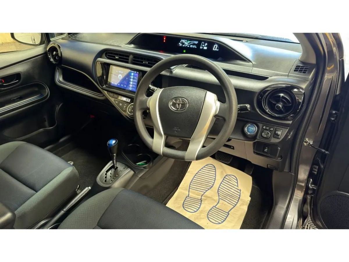 Toyota Aqua Hatchback, Petrol Hybrid, 2015, Grey