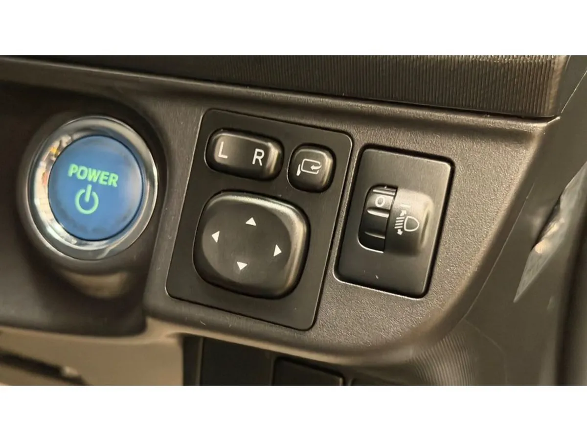 Toyota Aqua Hatchback, Petrol Hybrid, 2015, Grey