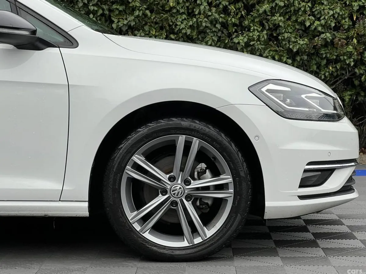 Volkswagen Golf Hatchback, Diesel, 2020, White