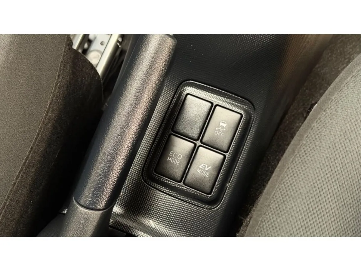Toyota Aqua Hatchback, Petrol Hybrid, 2015, Grey